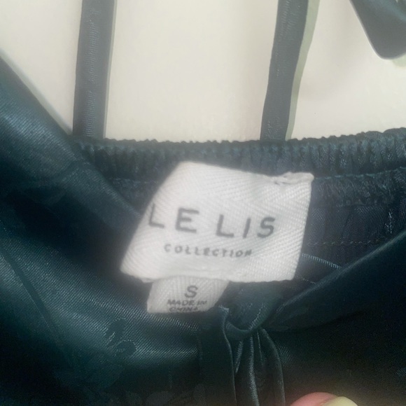 Silk emerald top - Picture 4 of 4